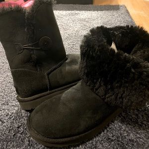 UGG  boots Bailey Button
